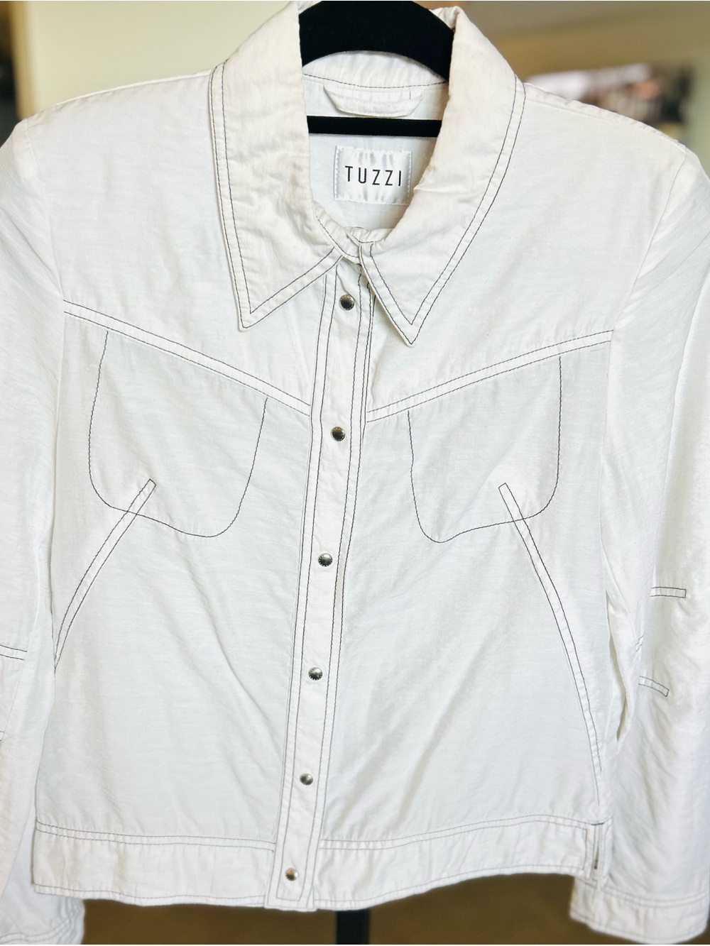 Tuzzi Italia white/black contrast stitching short jean jacket style.